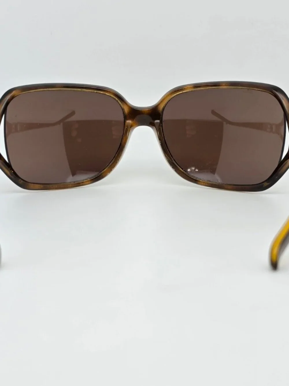 Dolce & Gabbana this listing